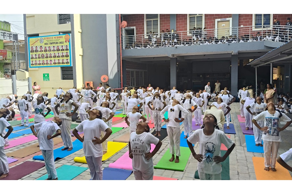 imgi_10_yoga-day2509