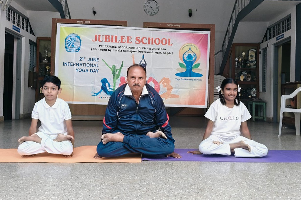 imgi_2_yoga-day2501