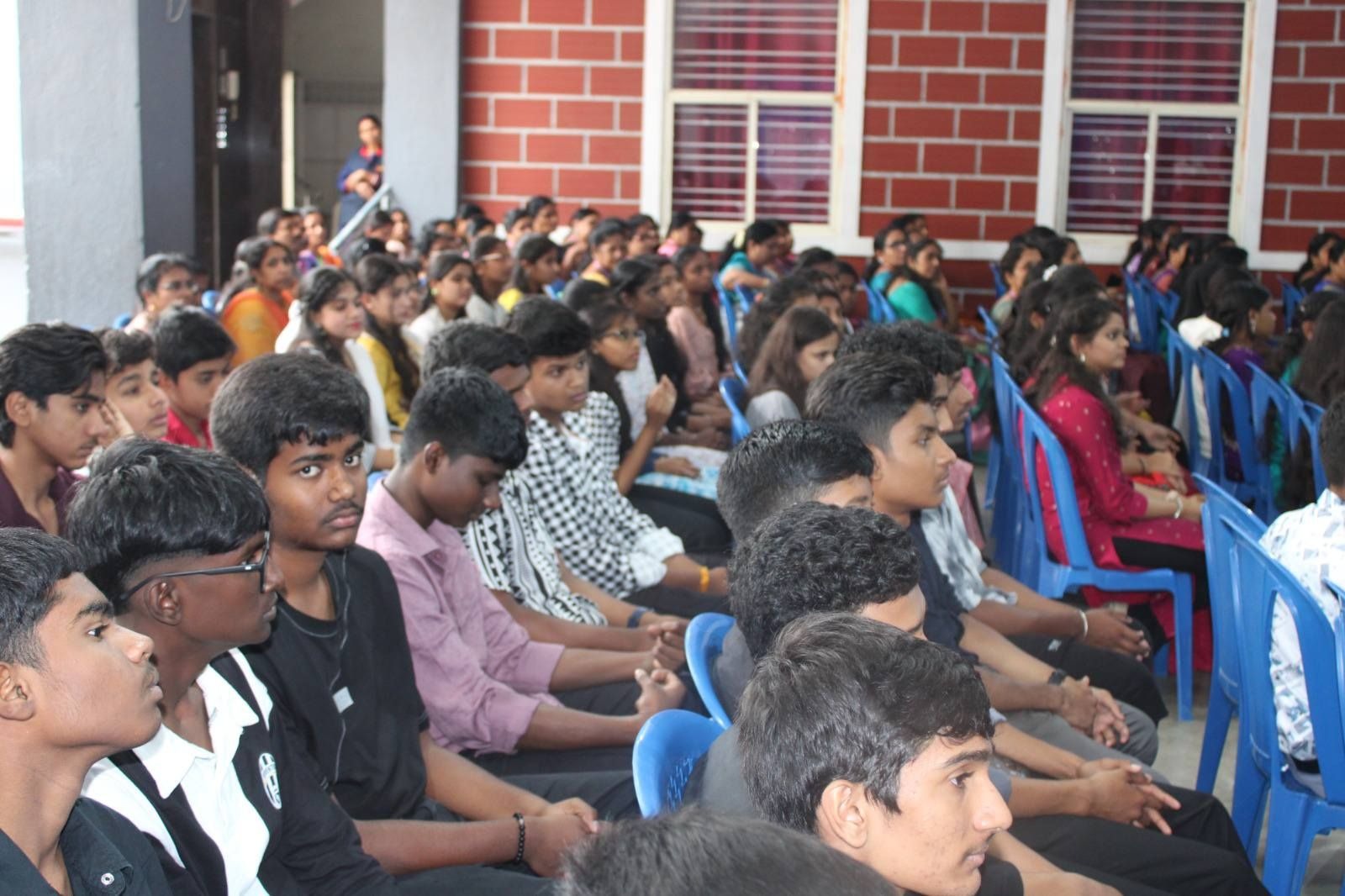 imgi_7_felicitation2506