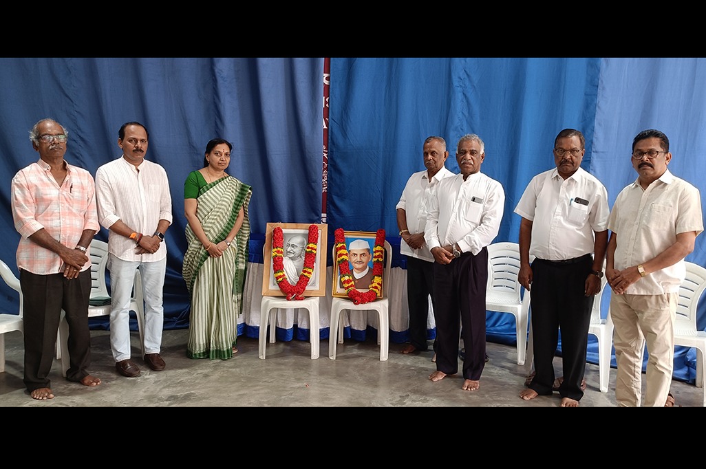 imgi_9_gandhi-jayanti2508