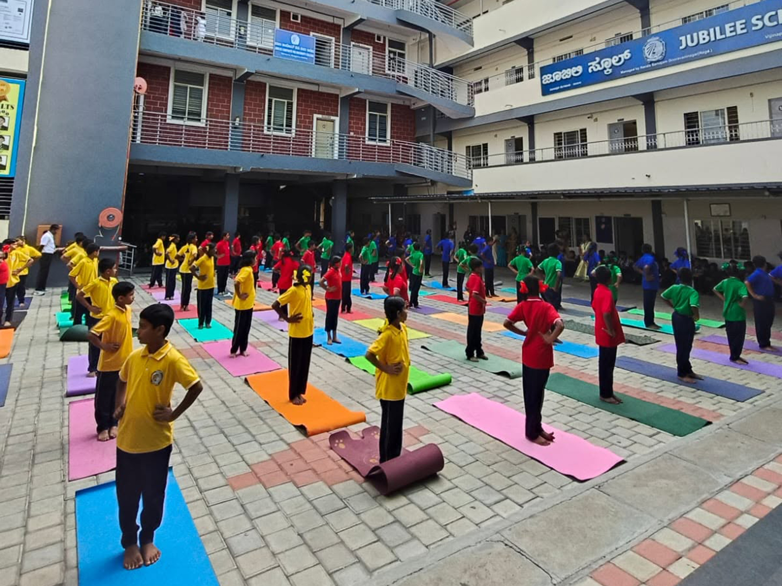 yoga-day2607